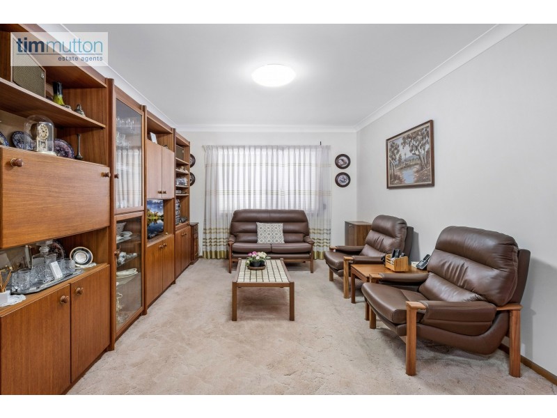 8 Drake St, Panania NSW 2213