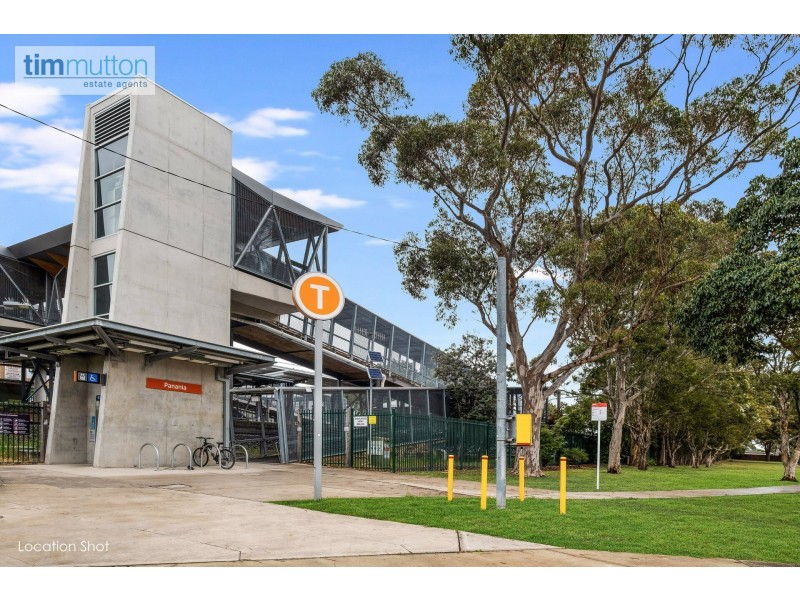 8 Drake St, Panania NSW 2213