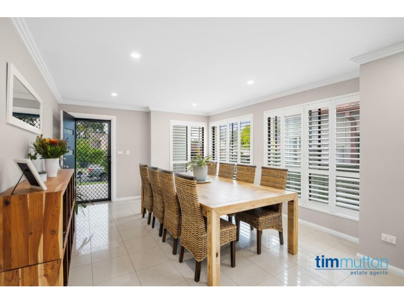 13 Enright St, East Hills NSW 2213