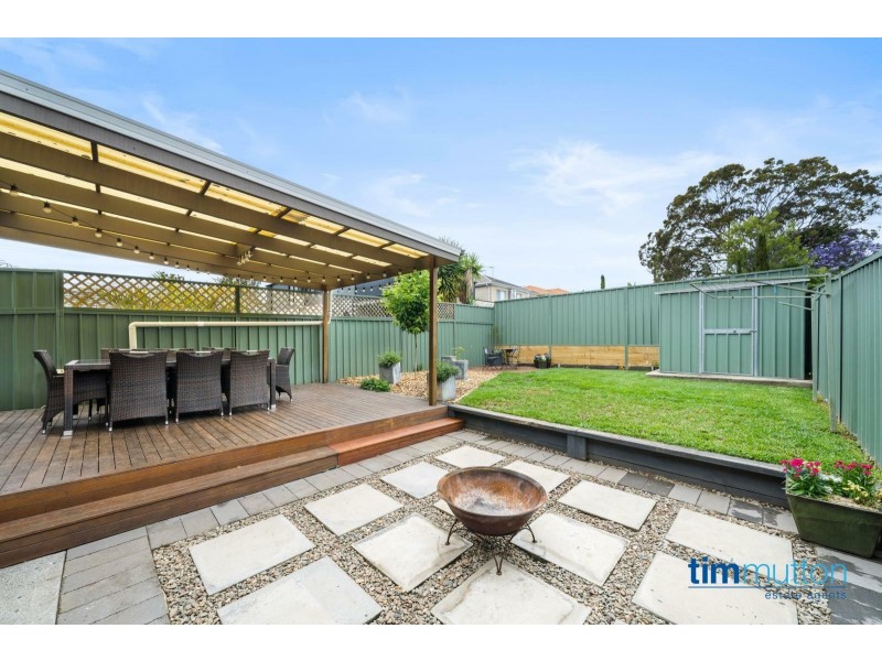 13 Enright St, East Hills NSW 2213