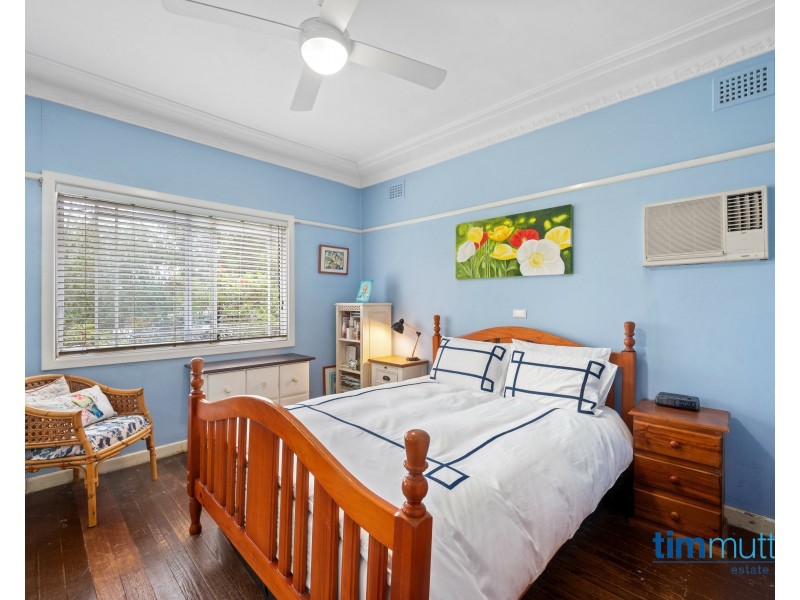13 Irene St, Panania NSW 2213