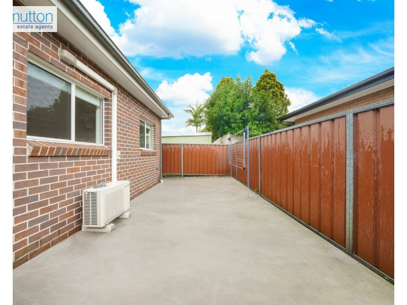 13A Warrina Rd, Bradbury NSW 2560
