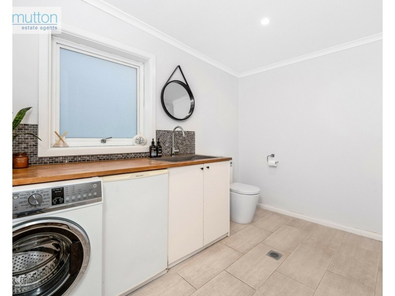 3 Meteren Cl, Milperra NSW 2214