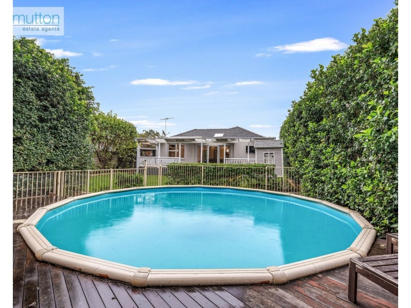 3 Meteren Cl, Milperra NSW 2214