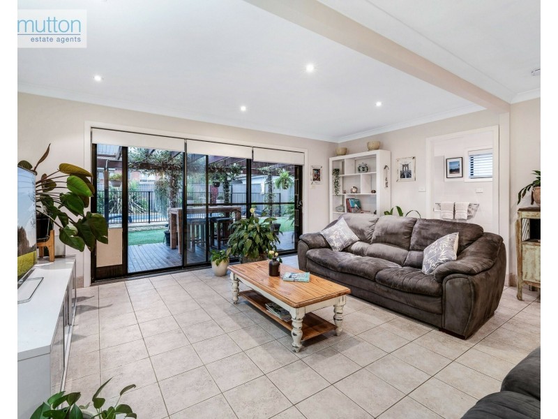 13 Drake St, Panania NSW 2213