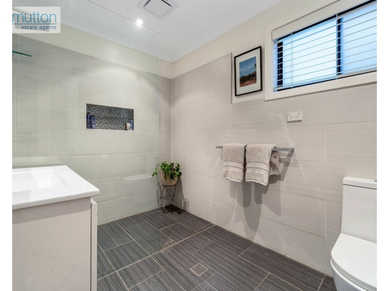13 Drake St, Panania NSW 2213