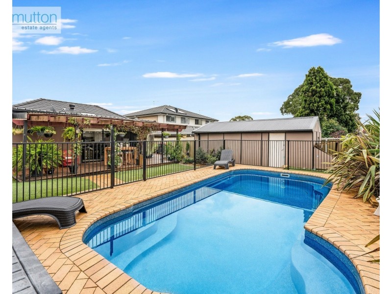 13 Drake St, Panania NSW 2213
