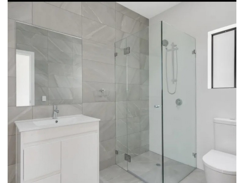 20A Mahoney Dr, Campbelltown NSW 2560