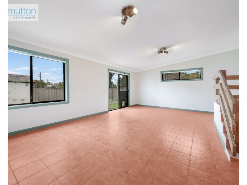 79 Beaconsfield St, Revesby NSW 2212