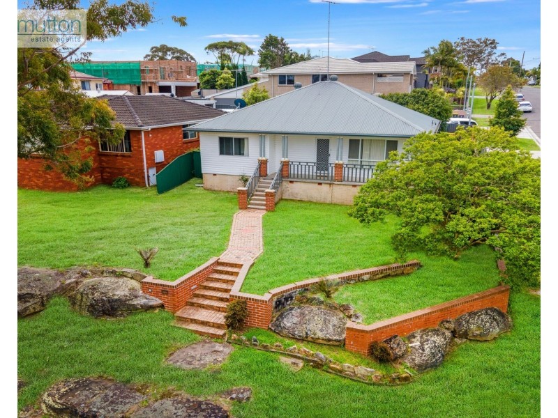 2 Curzon Rd, Padstow Heights NSW 2211