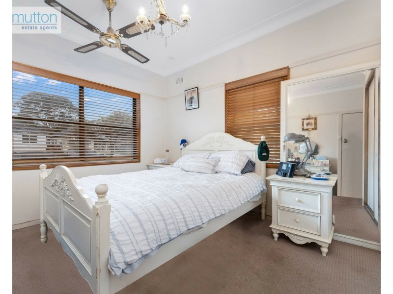 2 Tower St, Revesby NSW 2212