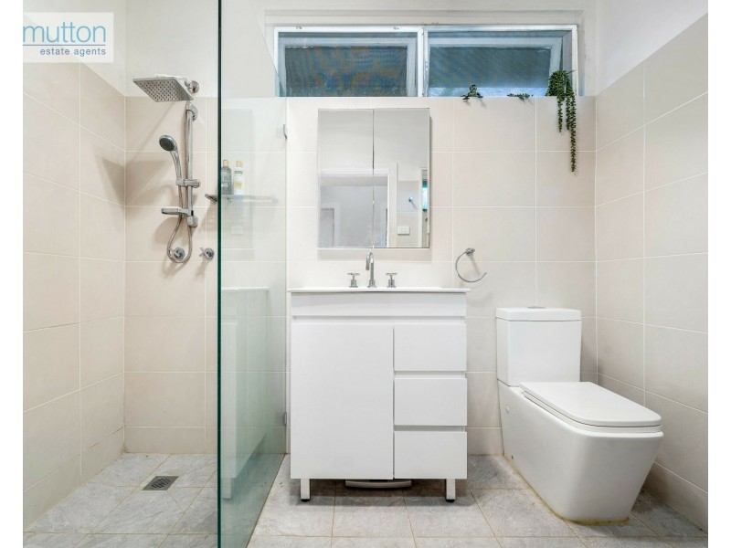 2 Tower St, Revesby NSW 2212