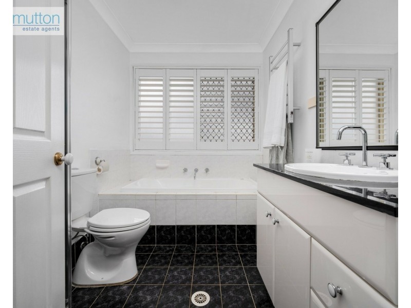 30 Somme Cres, Milperra NSW 2214