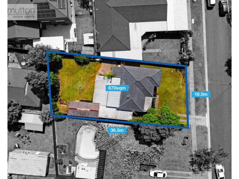 48 Holland Cres, Casula NSW 2170