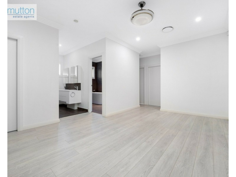 128A Flinders Rd, Georges Hall NSW 2198