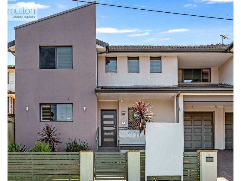 4 Joyce Ave, Picnic Point NSW 2213