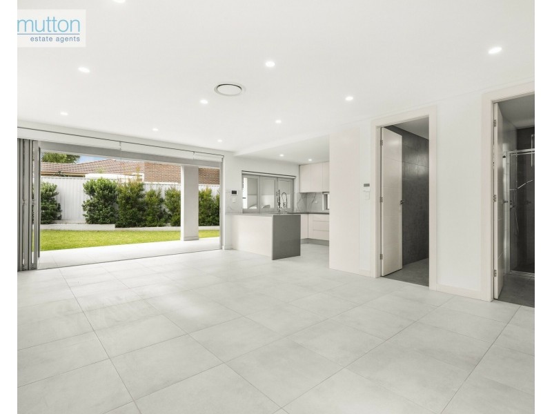 25A Drake St, Panania NSW 2213