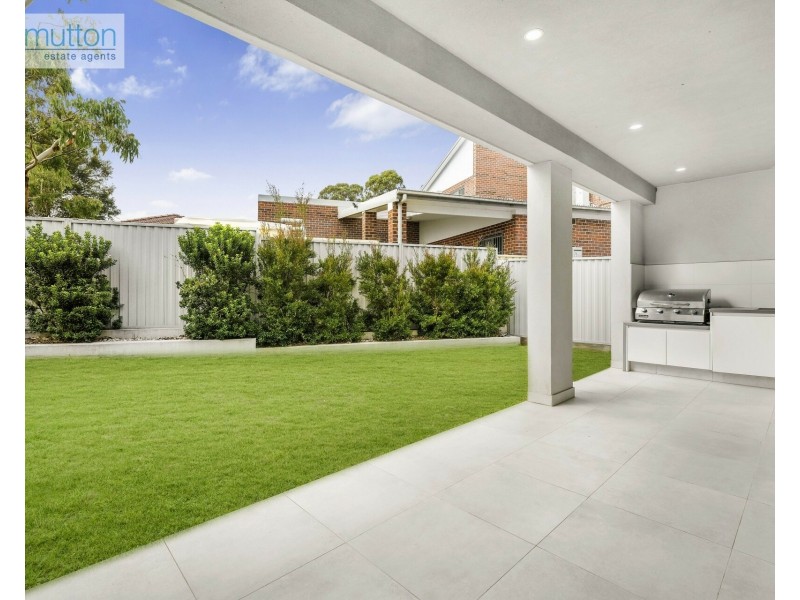 25A Drake St, Panania NSW 2213