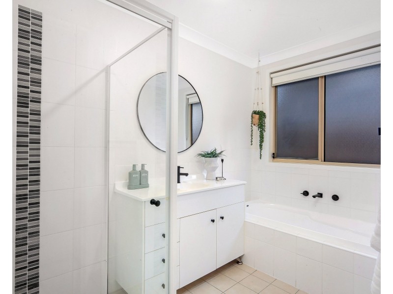 19 Biana St, Pemulwuy NSW 2145