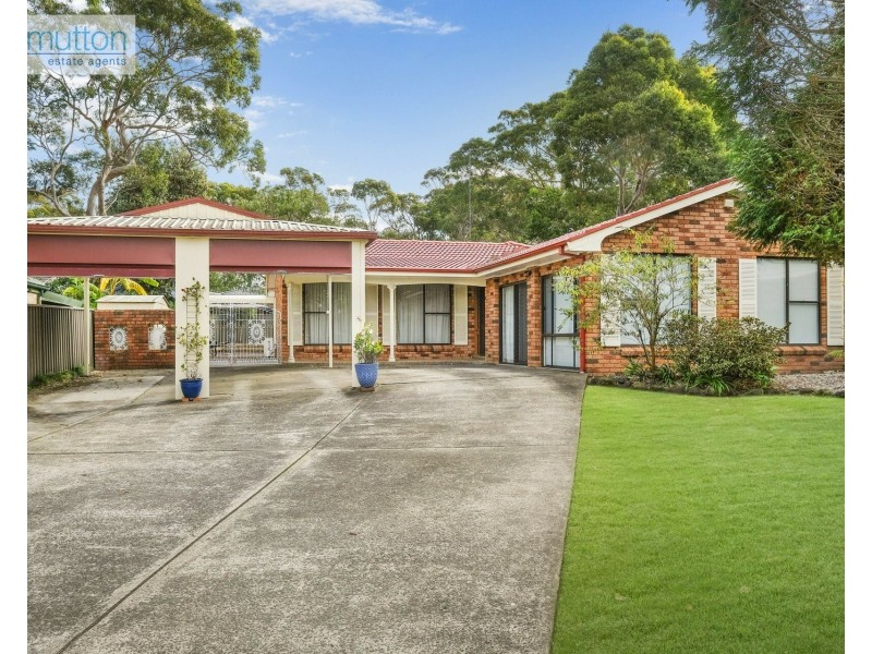 11 Dapto Pl, Bangor NSW 2234