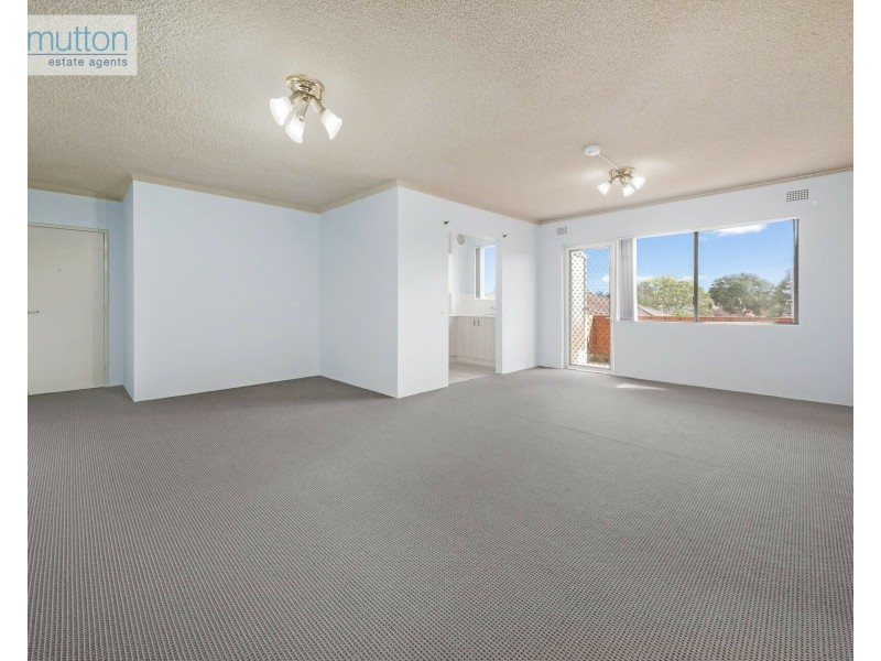 Unit 11/38 Hardy St, Fairfield NSW 2165
