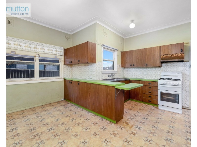 10 Morotai Rd, Revesby Heights NSW 2212