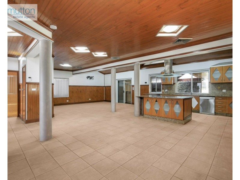 39 Webster Rd, Lurnea NSW 2170