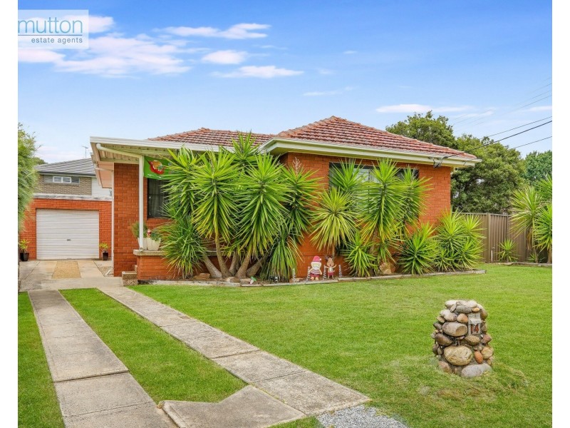 14 Pozieres Ave, Milperra NSW 2214