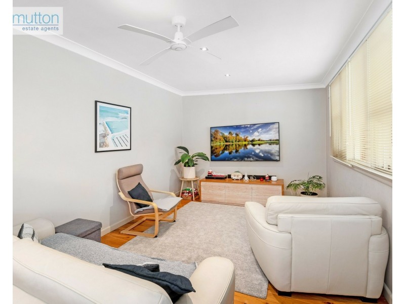 14 Pozieres Ave, Milperra NSW 2214