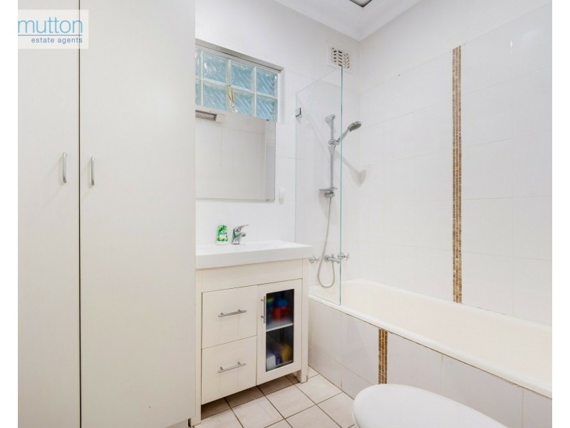 14 Pozieres Ave, Milperra NSW 2214