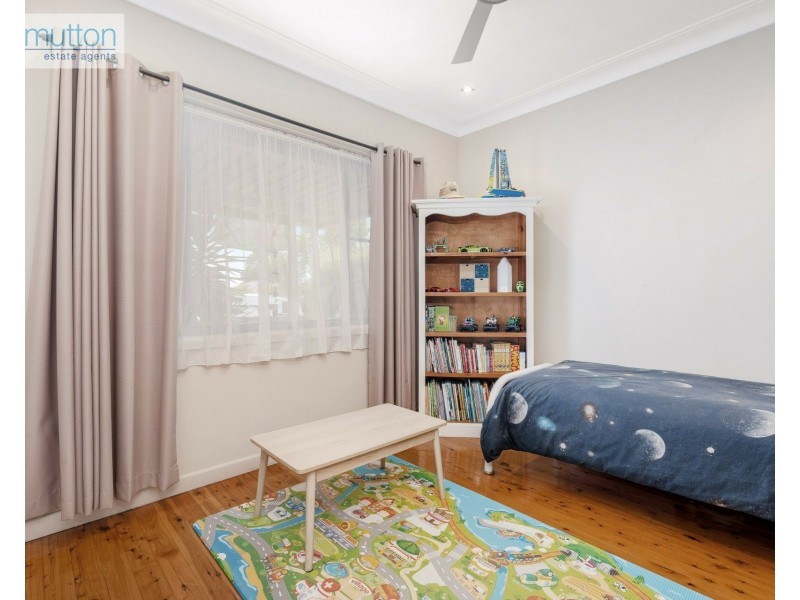 14 Pozieres Ave, Milperra NSW 2214