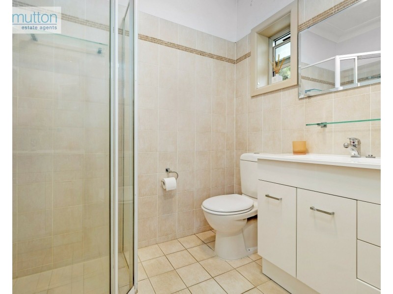 14 Pozieres Ave, Milperra NSW 2214