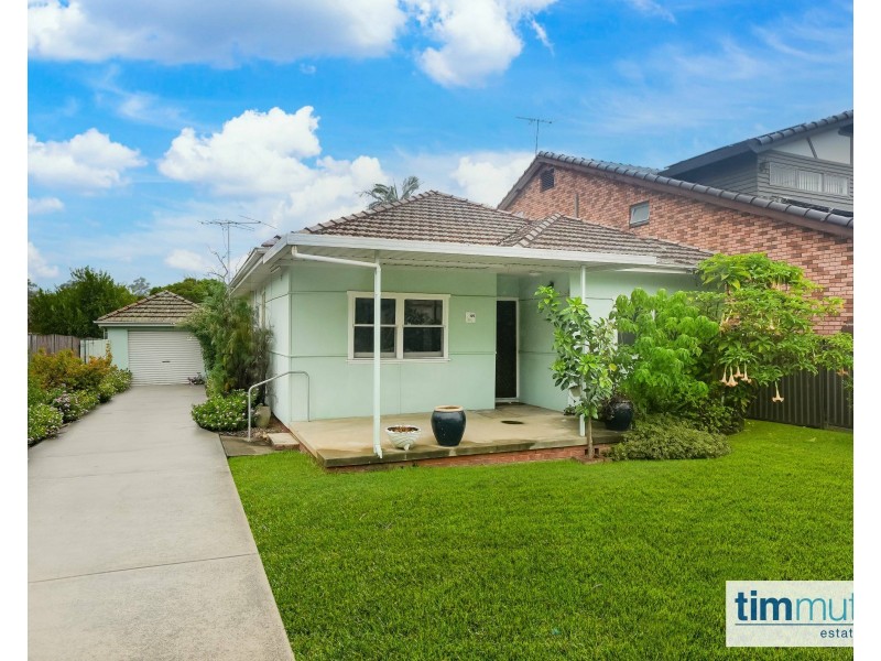 105 Queen St, Revesby NSW 2212