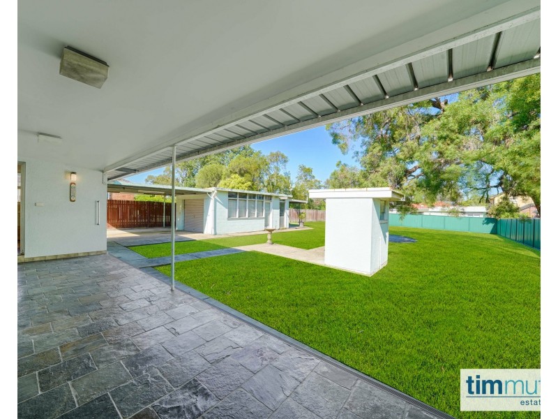 18 Monie Ave, East Hills NSW 2213