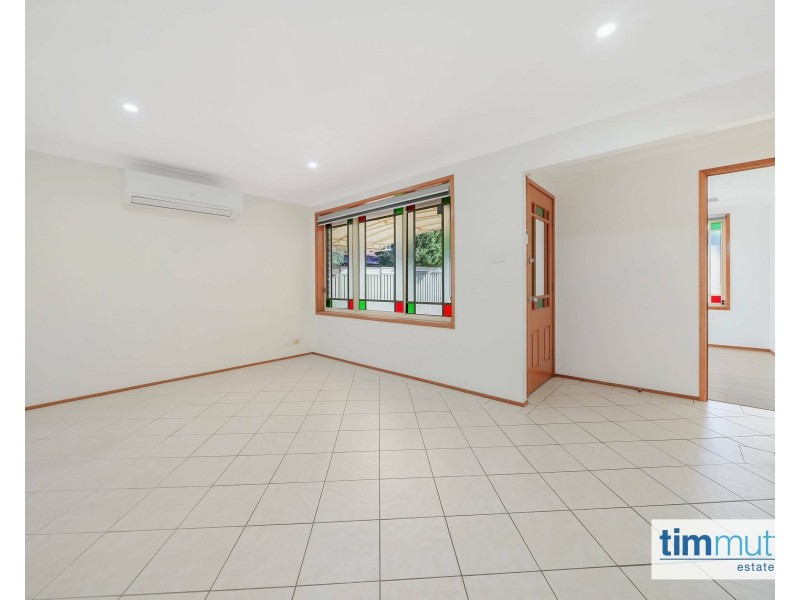2A Broe Ave, East Hills NSW 2213