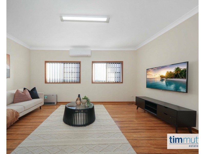 31 Edward St, Kingsgrove NSW 2208