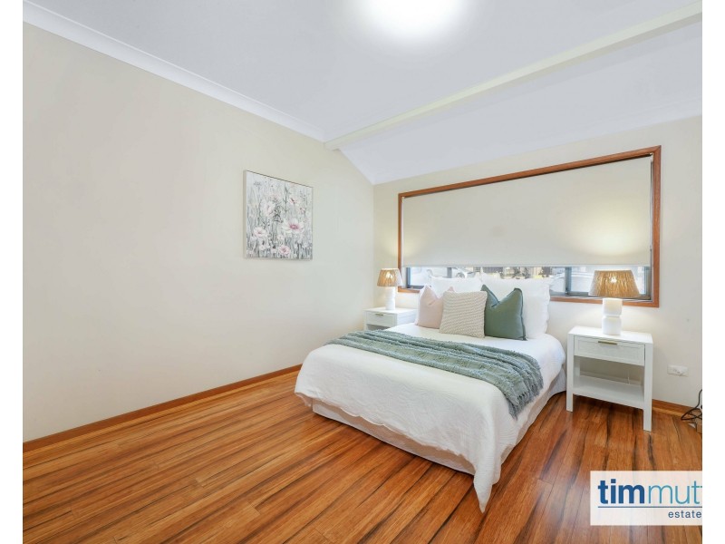31 Edward St, Kingsgrove NSW 2208