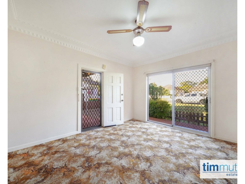 36 Killara Ave, Panania NSW 2213