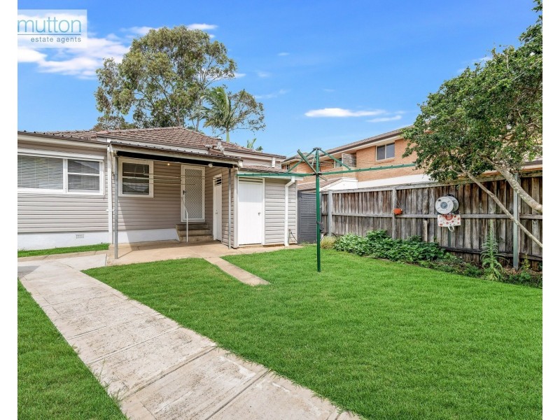 3 Mona Rd, Riverwood NSW 2210