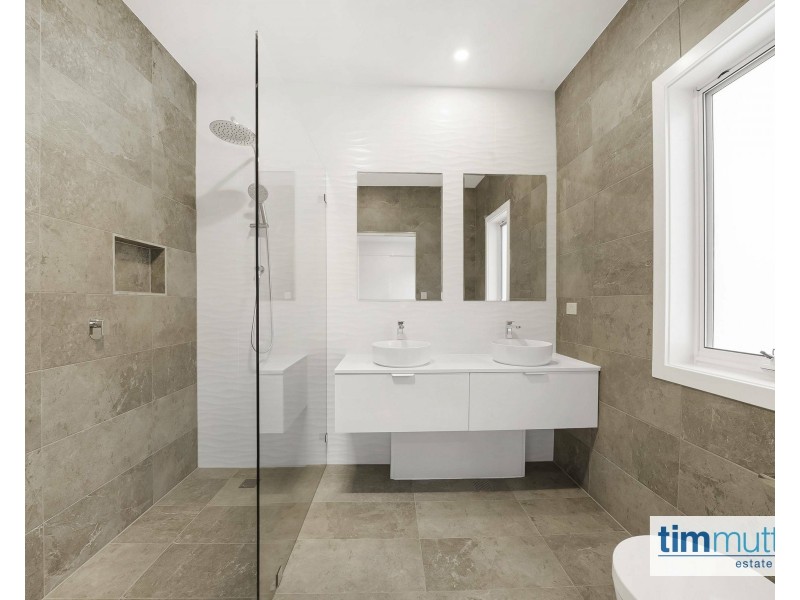 75B Lucas Rd, East Hills NSW 2213