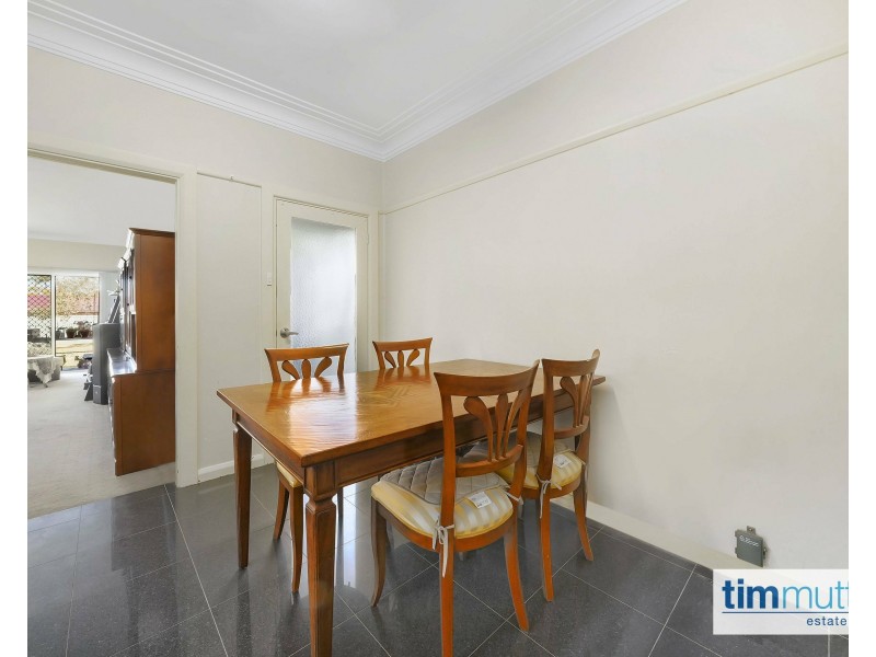 12 Monie Ave, East Hills NSW 2213