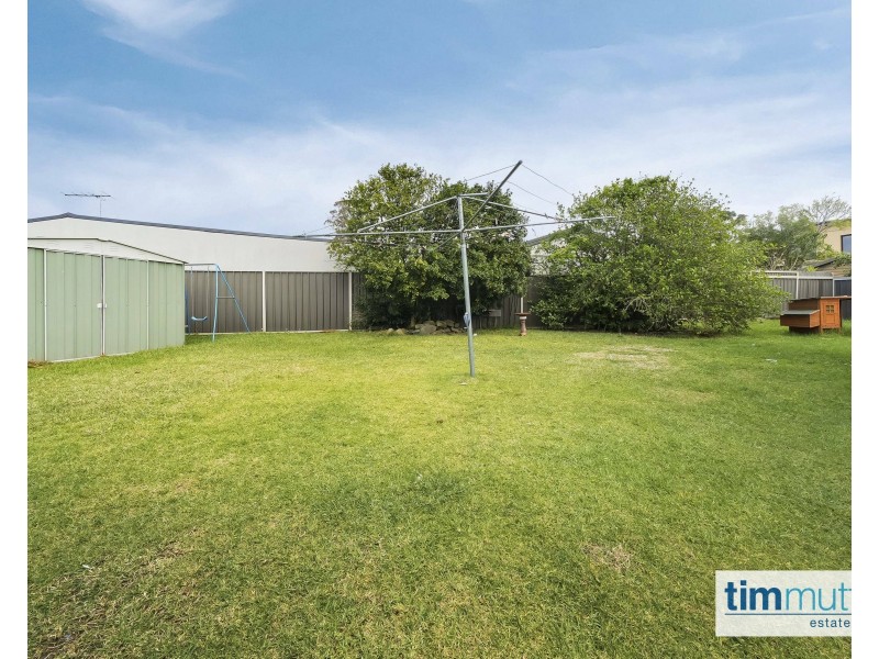 2 Beatham Pl, Milperra NSW 2214