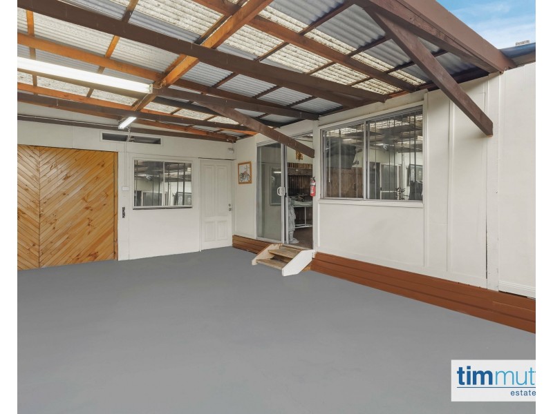 11 Merris Pl, Milperra NSW 2214