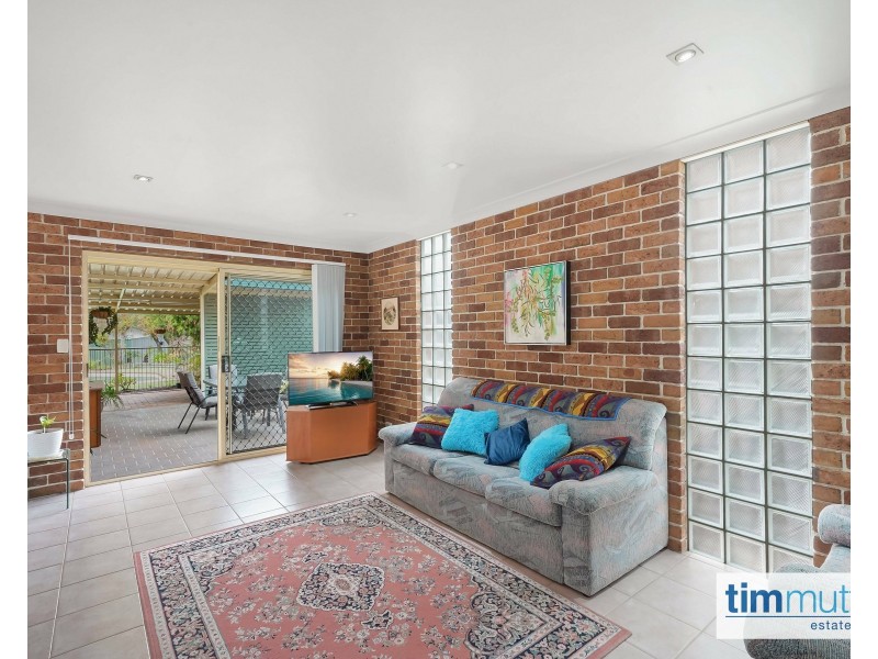 14 Monie Ave, East Hills NSW 2213