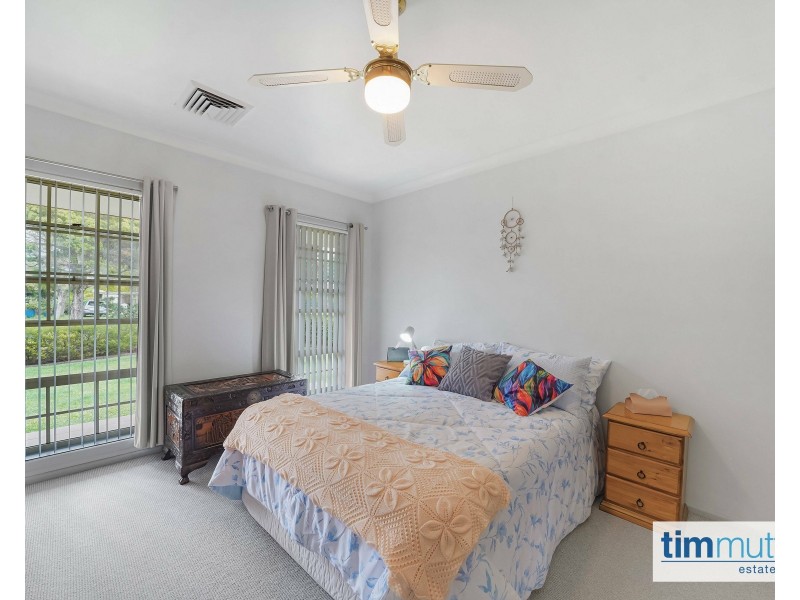14 Monie Ave, East Hills NSW 2213