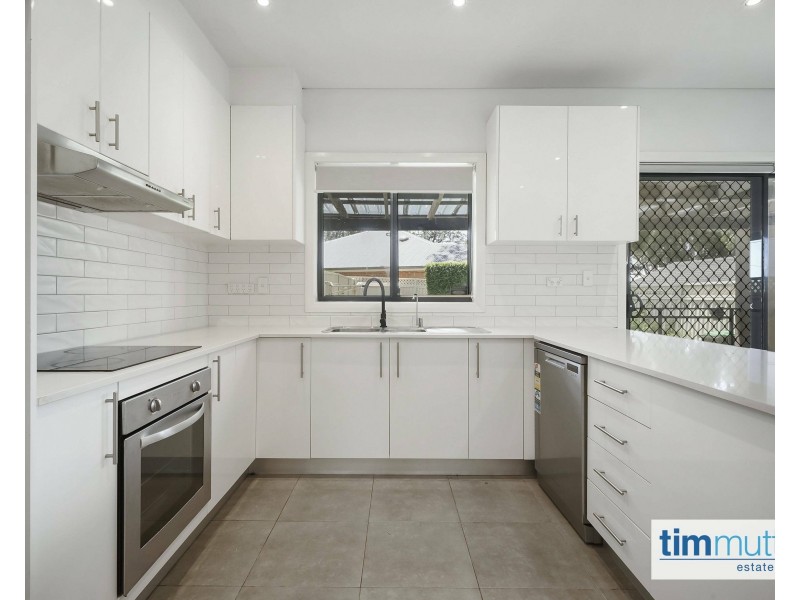 12 Bell St, Panania NSW 2213