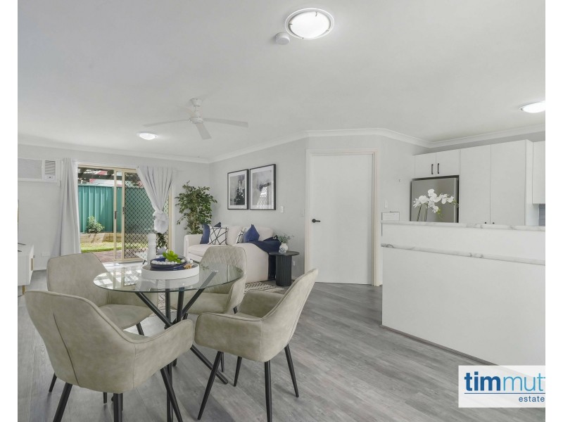 Unit 6/3 Carinya Pl, Moorebank NSW 2170