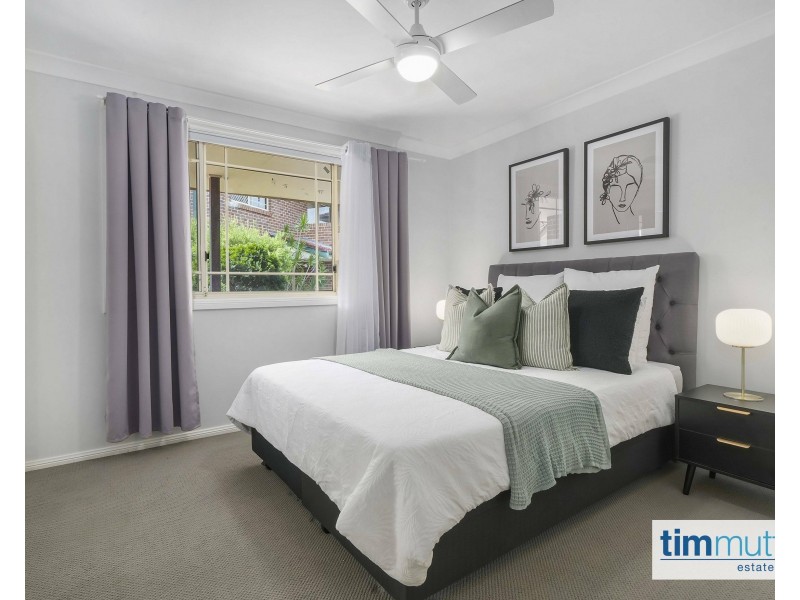 Unit 6/3 Carinya Pl, Moorebank NSW 2170