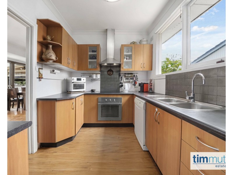 50 Amalfi St, Lurnea NSW 2170