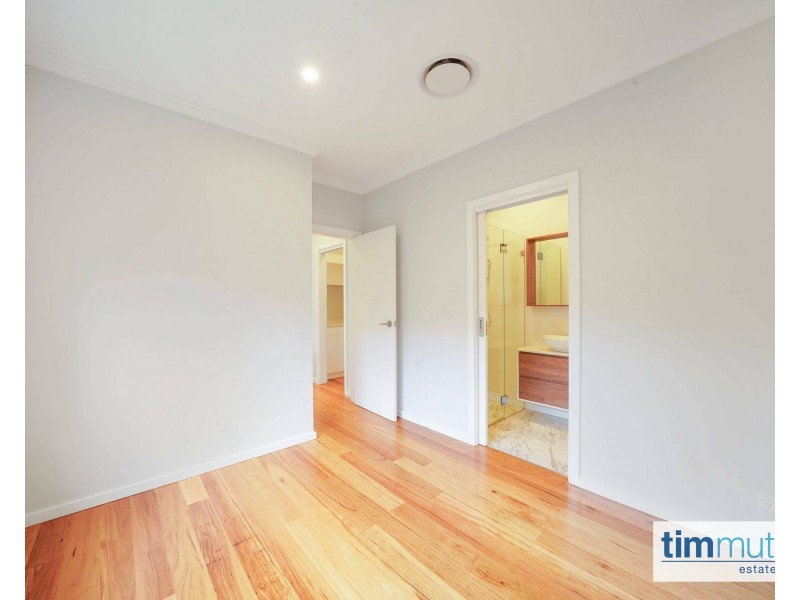 27 Mactier Ave, Milperra NSW 2214